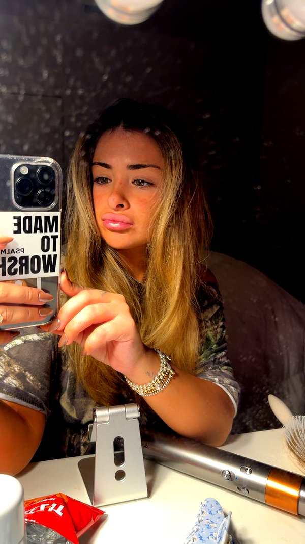 gabannalisa snapchat image archive image