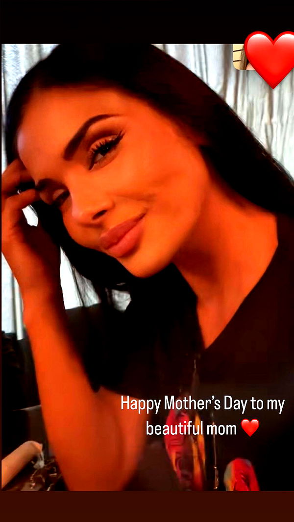 giselleramh image ~ Altpins