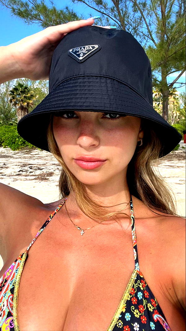 graceboor image ~ Altpins