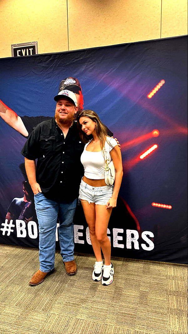 graceboor image ~ Altpins