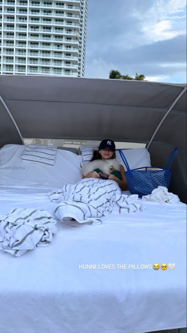 graceboor snapchat image archive image