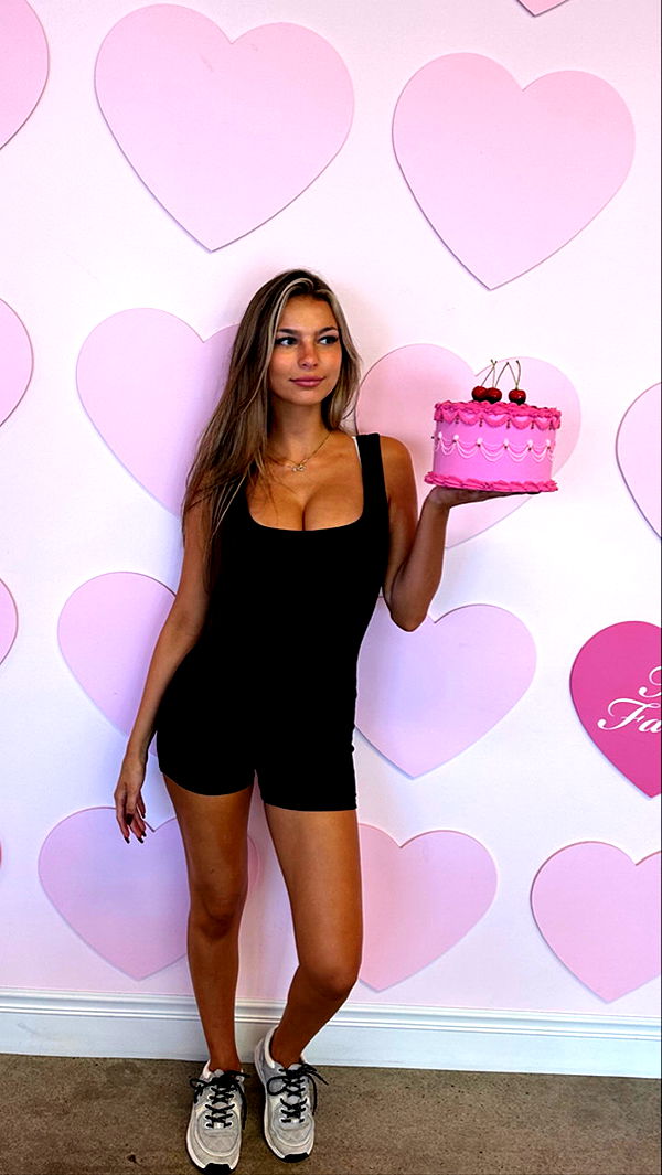 graceboor image ~ Altpins