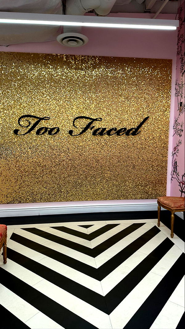 graceboor image ~ Altpins