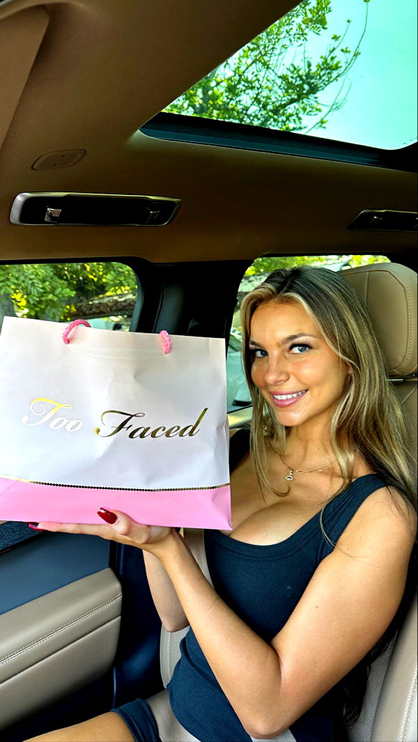 graceboor image ~ Altpins