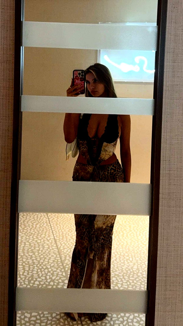 graceboor image ~ Altpins