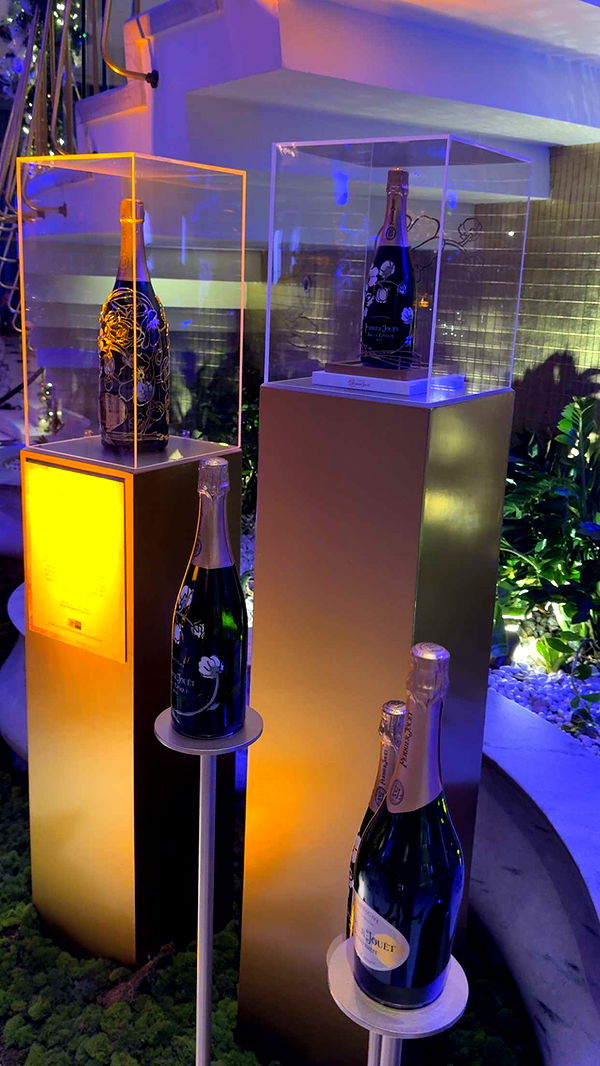 graceboor image ~ Altpins