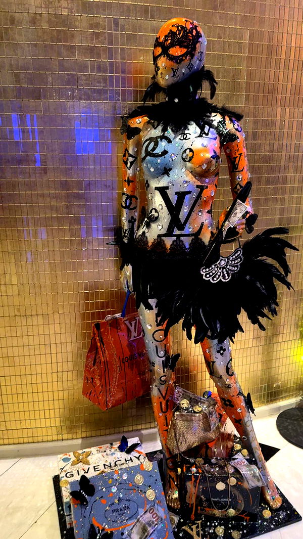 graceboor image ~ Altpins