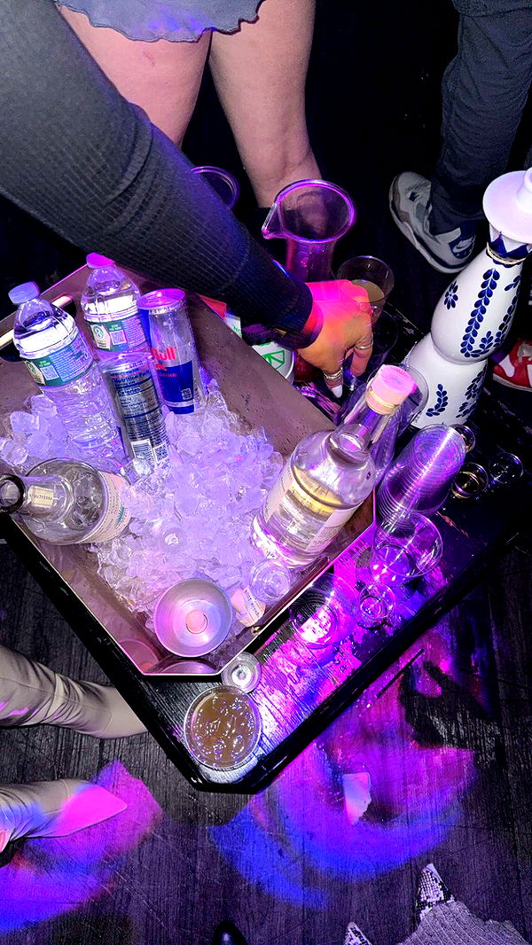 graceboor image ~ Altpins