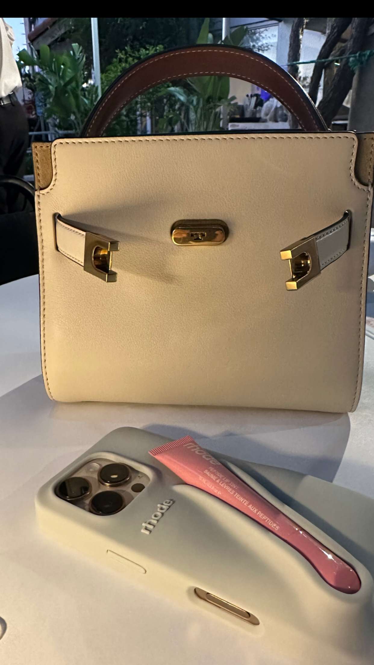 graceboor snapchat image archive image