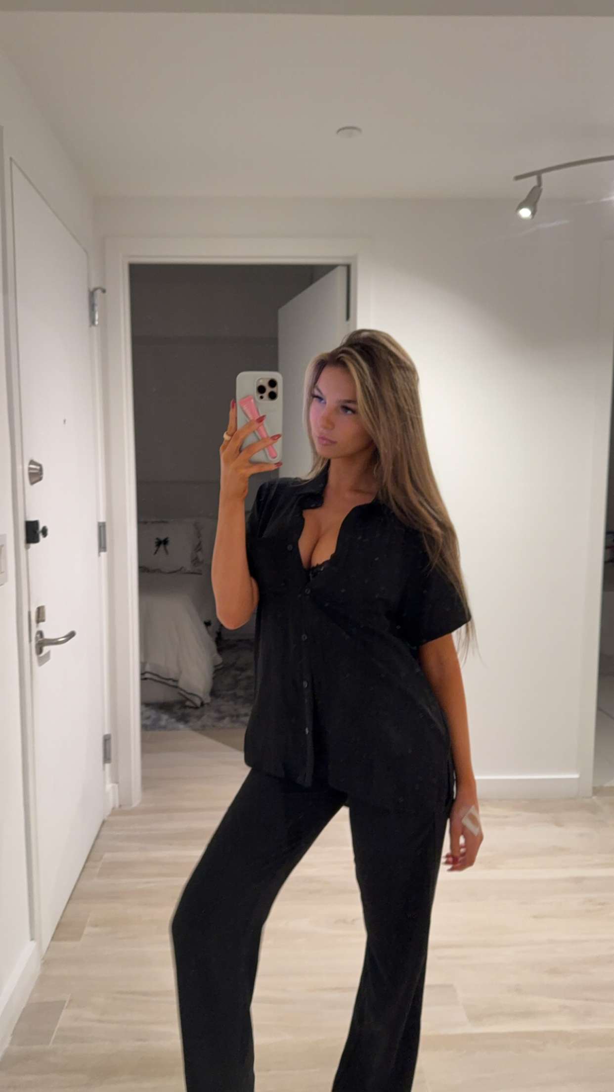 graceboor snapchat image archive image