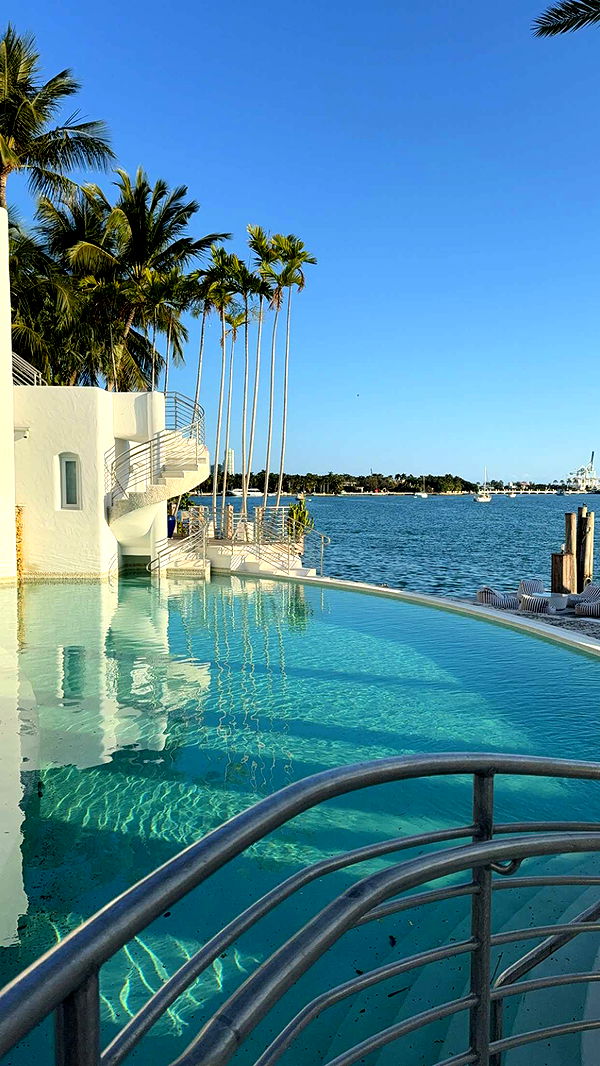 graceboor image ~ Altpins