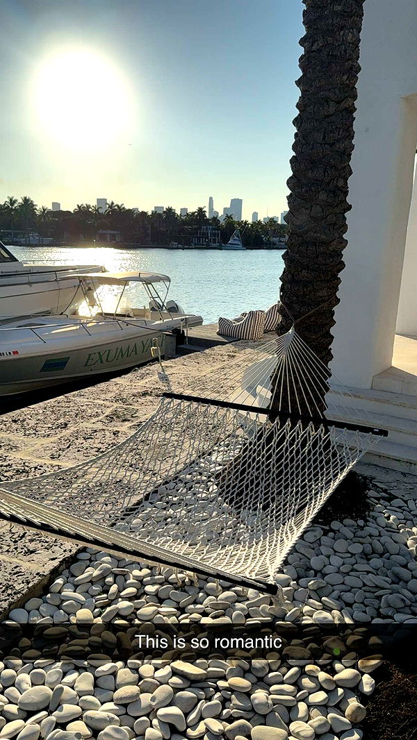 graceboor image ~ Altpins