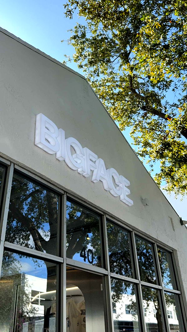 graceboor image ~ Altpins