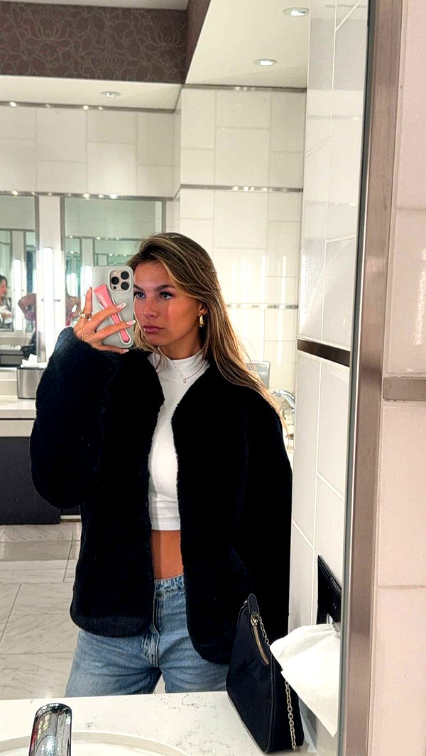 graceboor image ~ Altpins