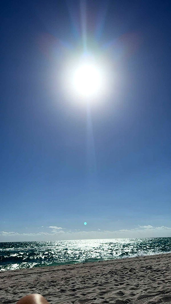 graceboor image ~ Altpins