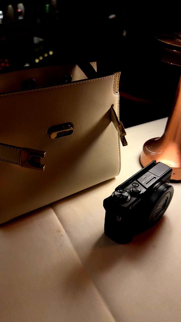 graceboor image ~ Altpins