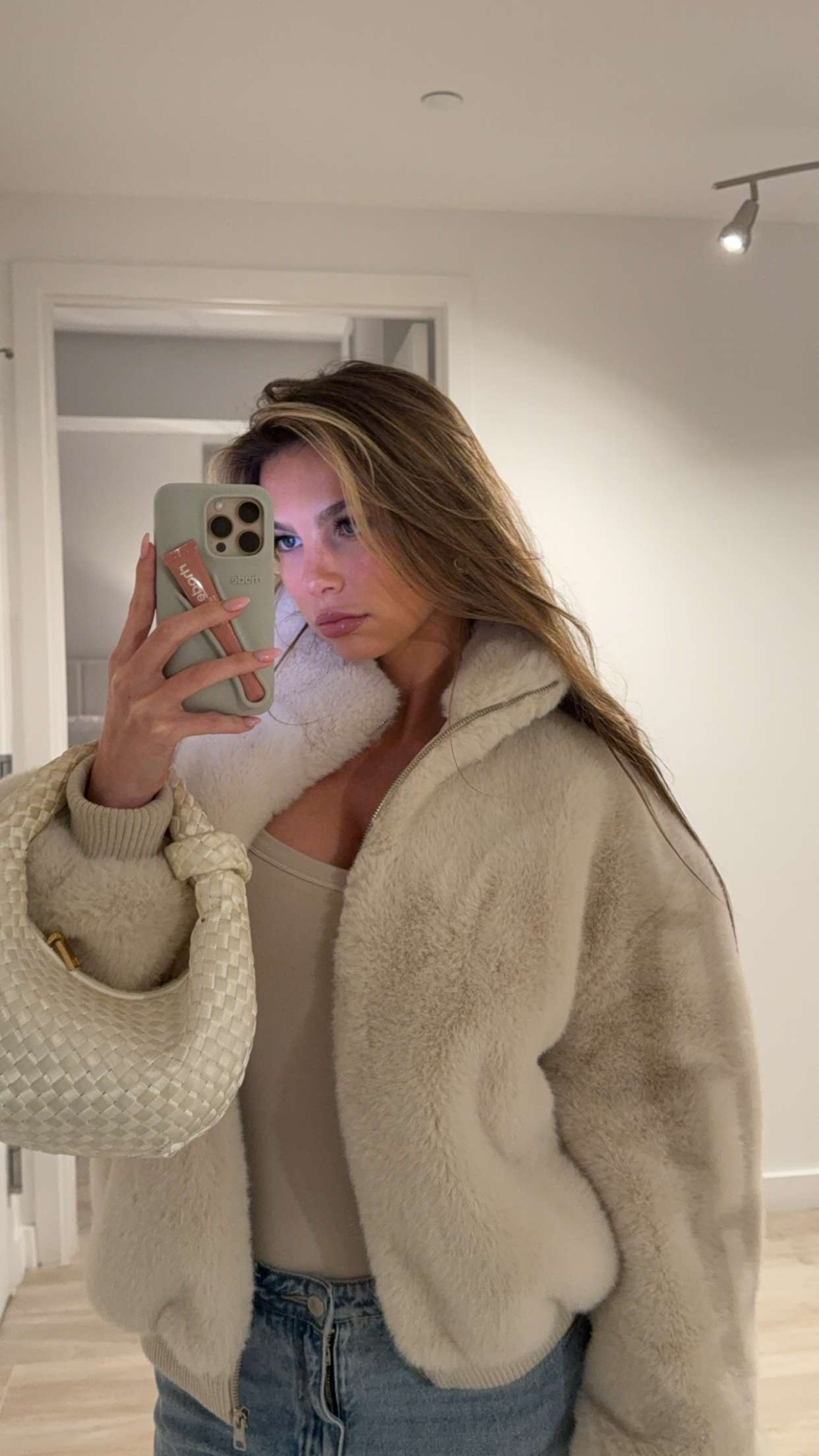 graceboor snapchat image archive image