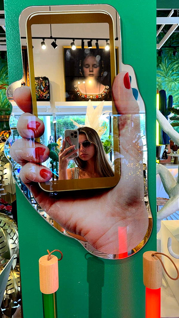 graceboor image ~ Altpins