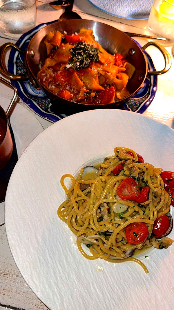 graceboor image ~ Altpins