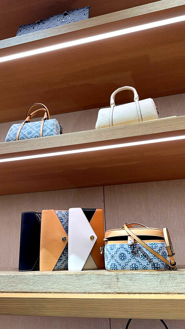 graceboor image ~ Altpins