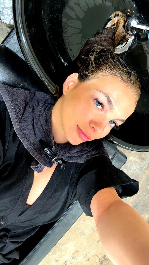 graceboor image ~ Altpins