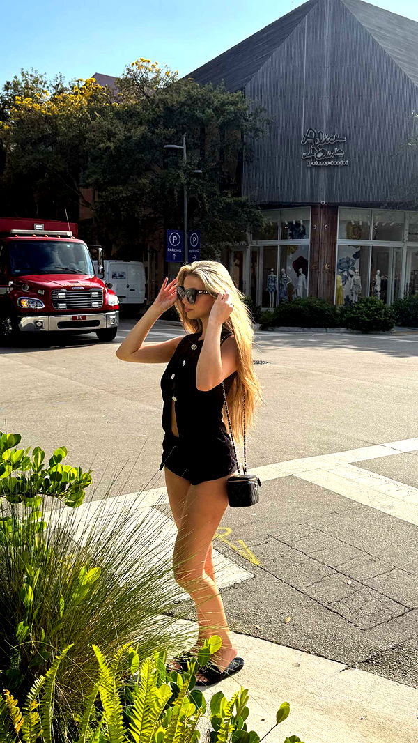 graceboor image ~ Altpins