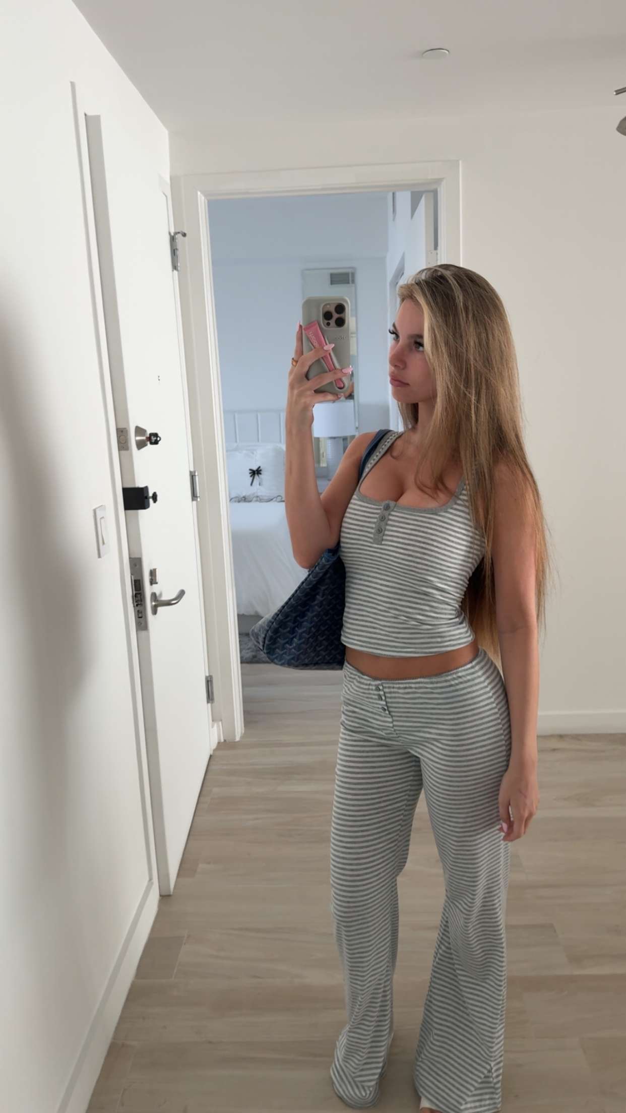 graceboor snapchat image archive image