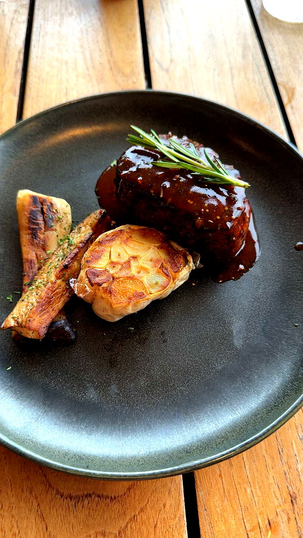 graceboor image ~ Altpins