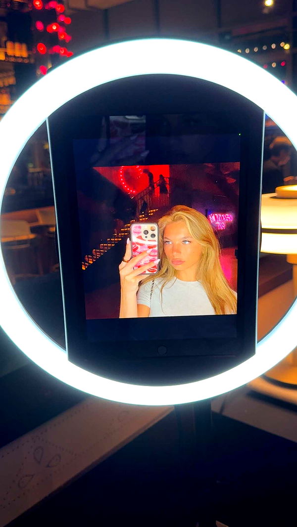 graceboor image ~ Altpins