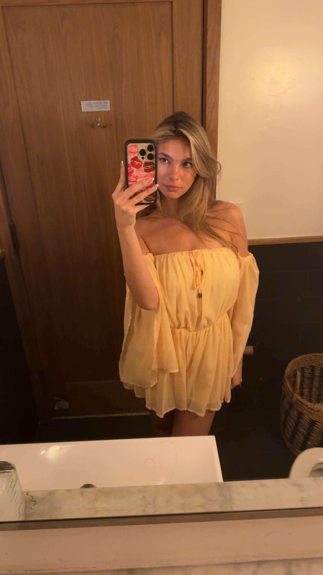 graceboor snapchat image archive image