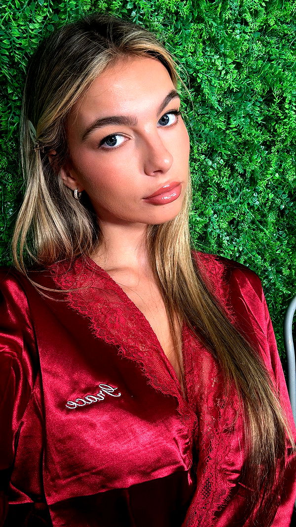 graceboor image ~ Altpins