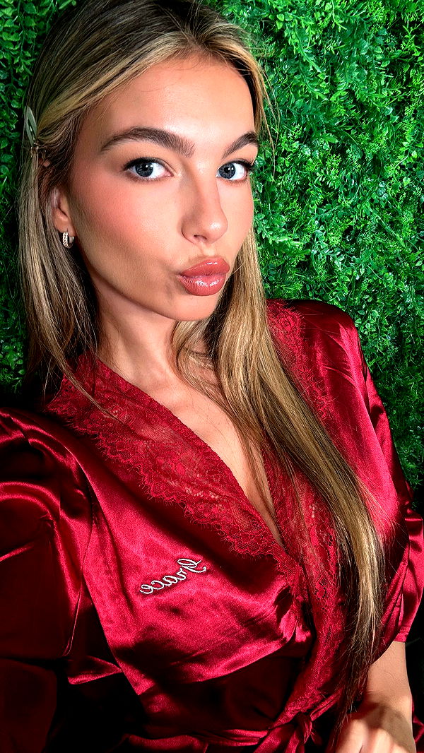 graceboor image ~ Altpins