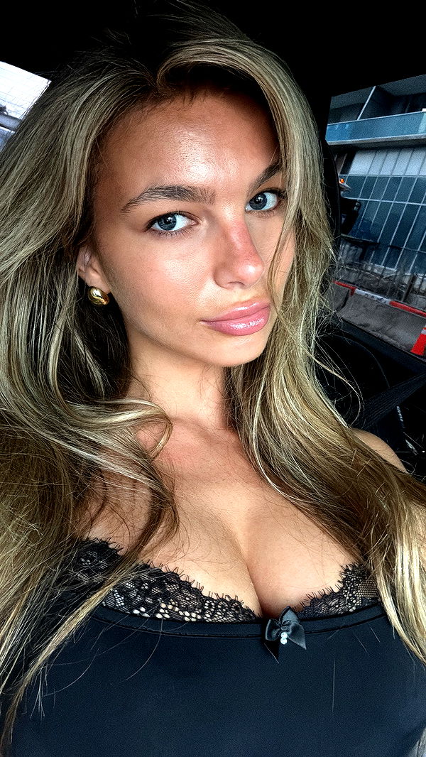 graceboor image ~ Altpins