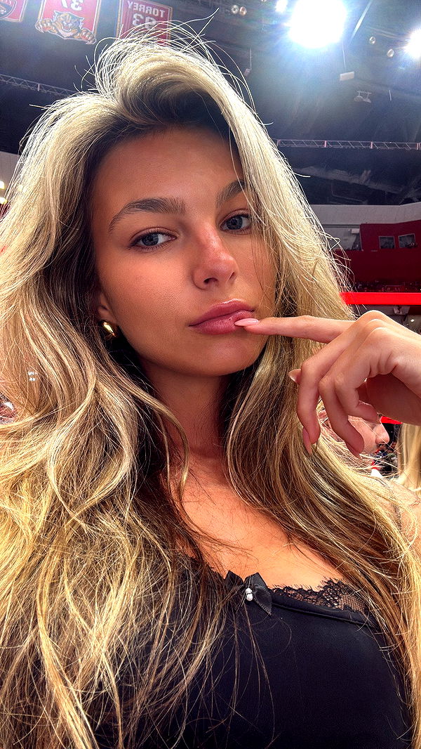 graceboor image ~ Altpins