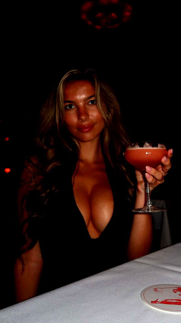 graceboor image ~ Altpins