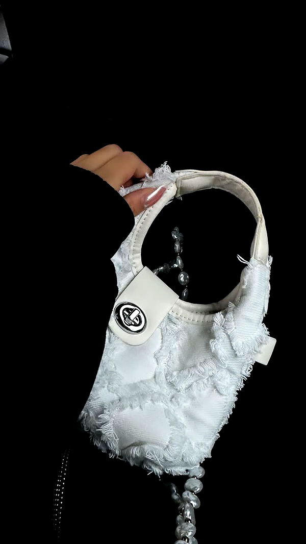 gwendolynceline image ~ Altpins