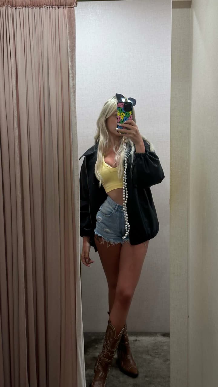 gwendolynceline snapchat image archive image