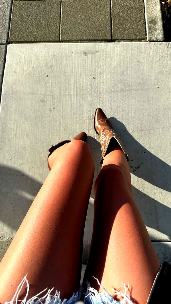 gwendolynceline image ~ Altpins