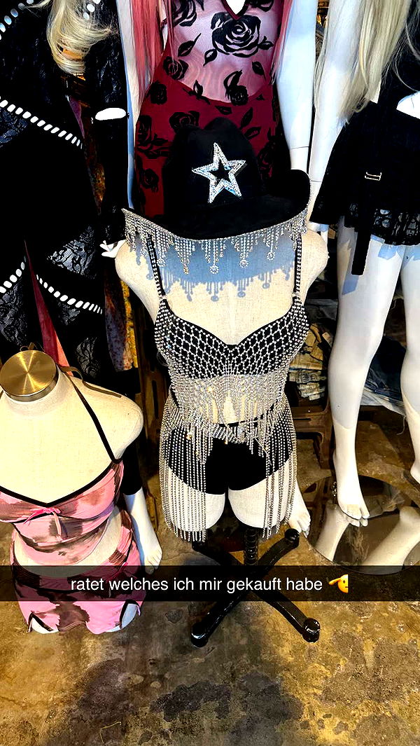 gwendolynceline image ~ Altpins