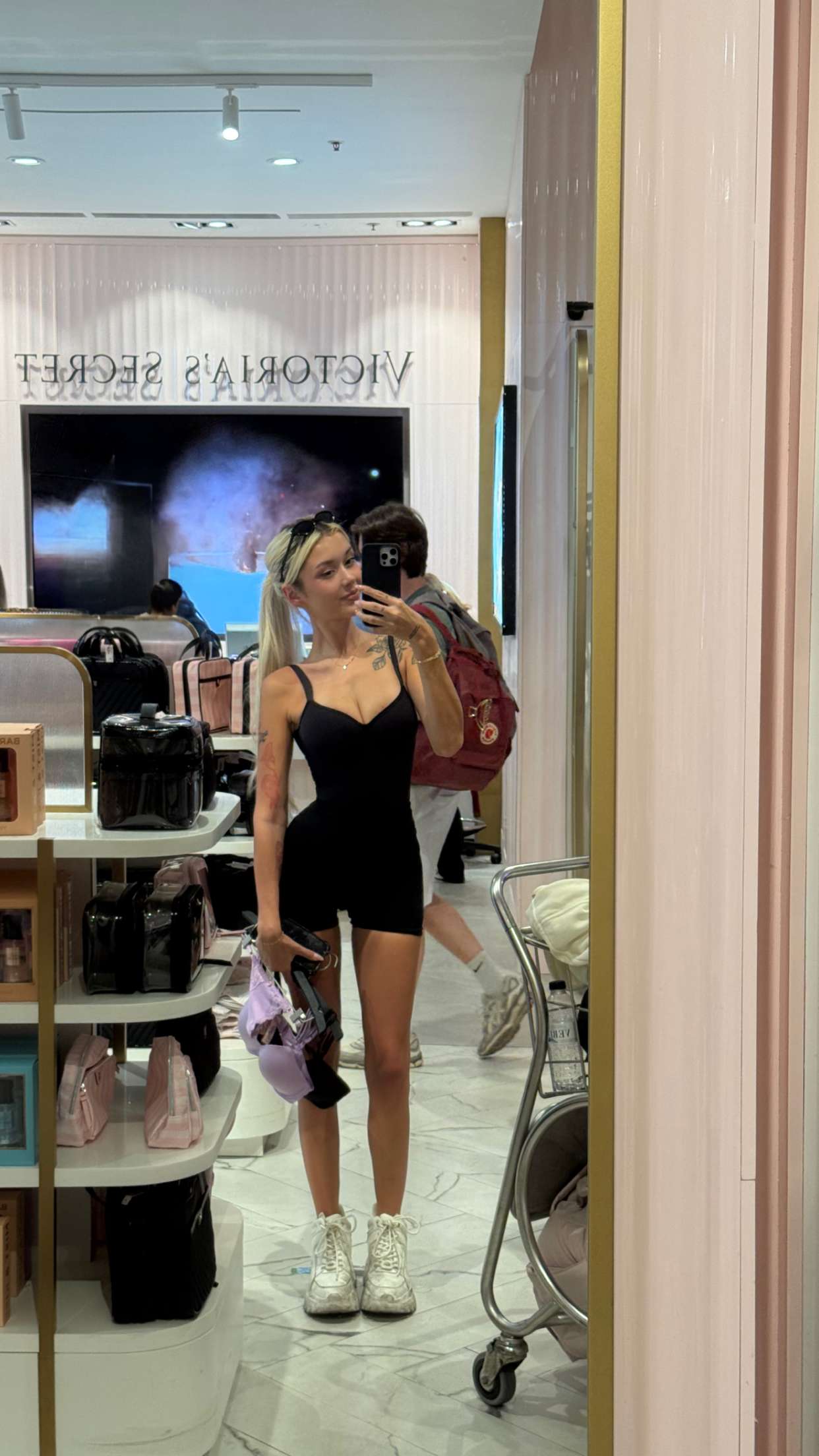 gwendolynceline snapchat image archive image