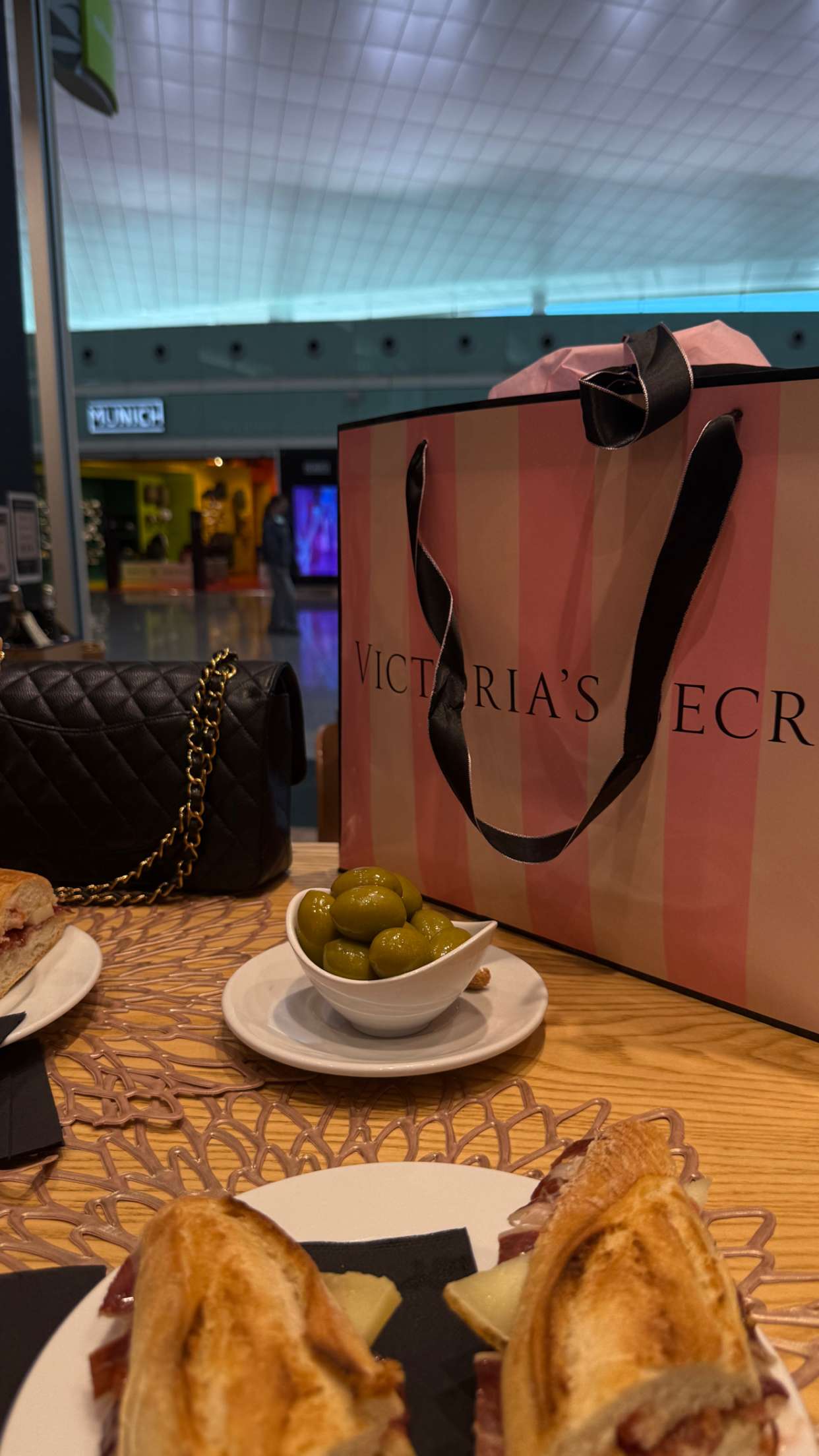 gwendolynceline snapchat image archive image