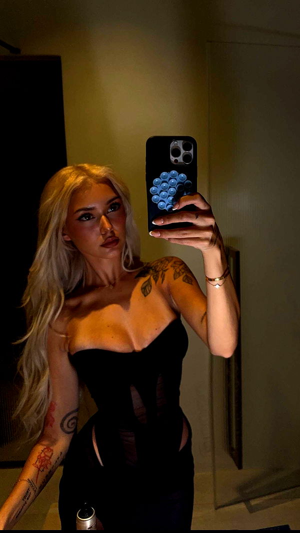 gwendolynceline image ~ Altpins