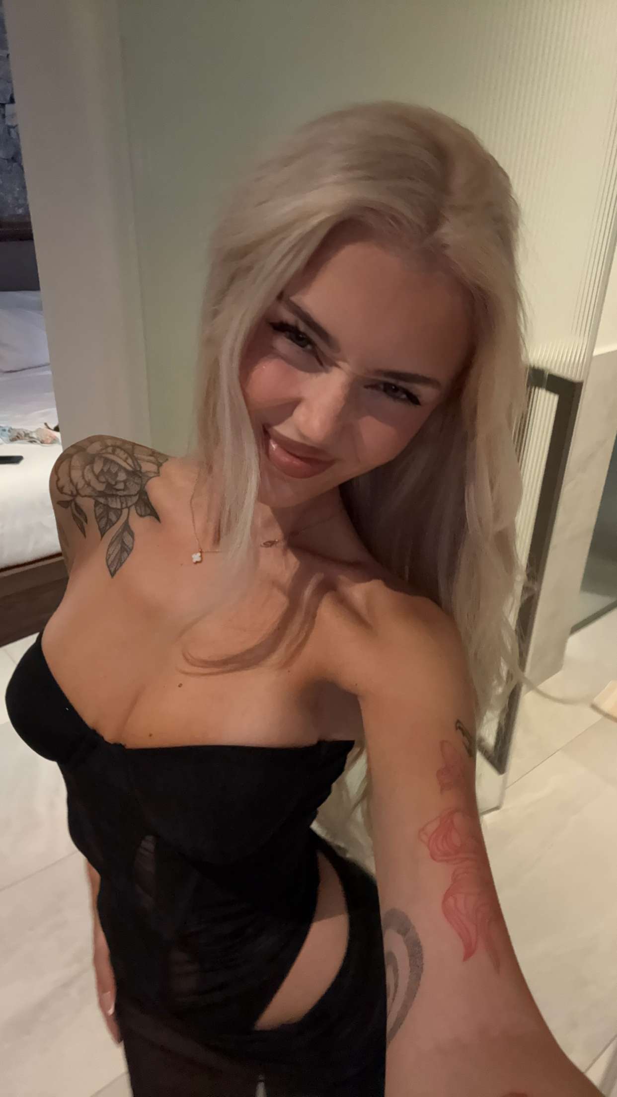 gwendolynceline snapchat image archive image