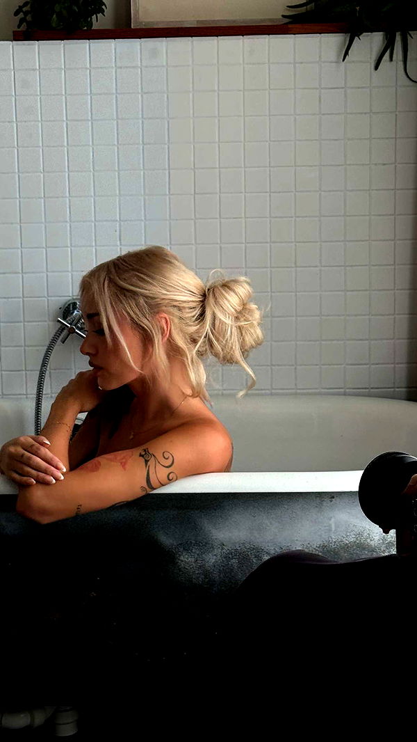 gwendolynceline image ~ Altpins