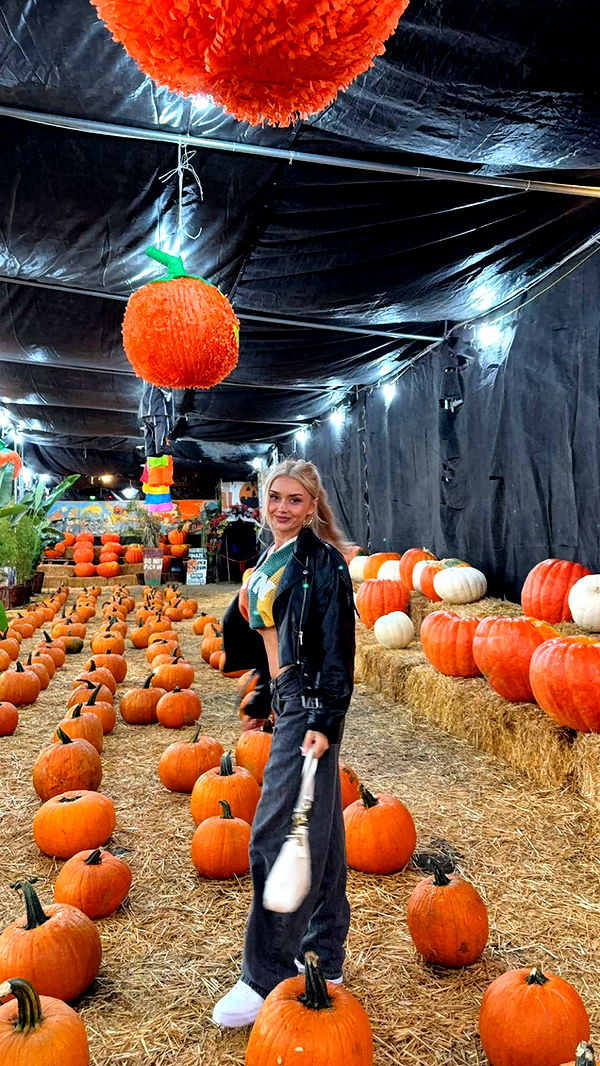 gwendolynceline image ~ Altpins