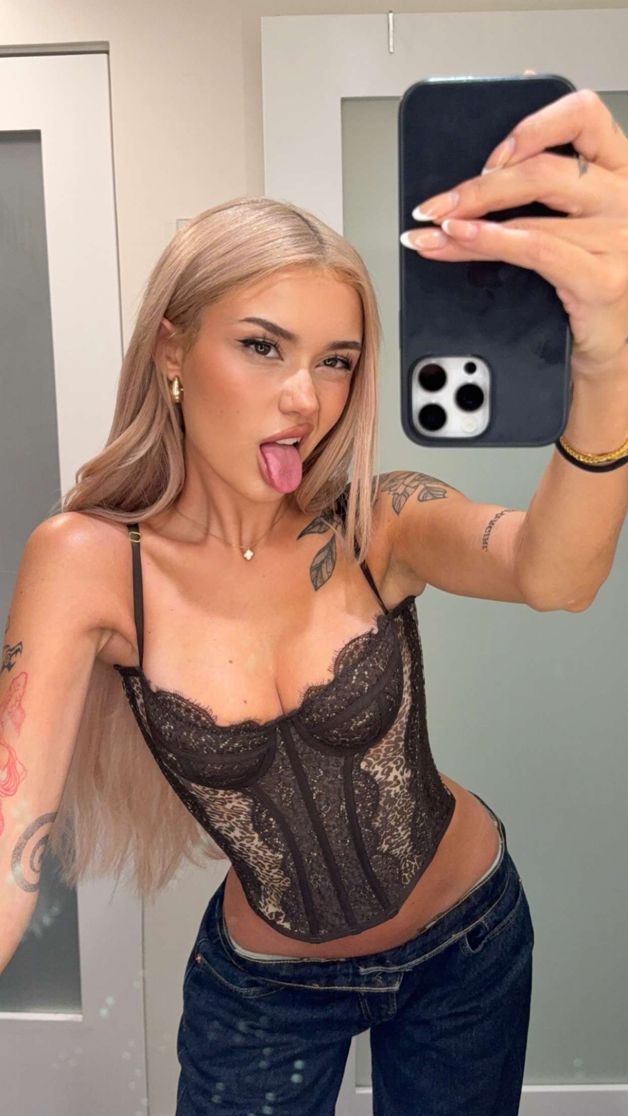 gwendolynceline snapchat image archive image