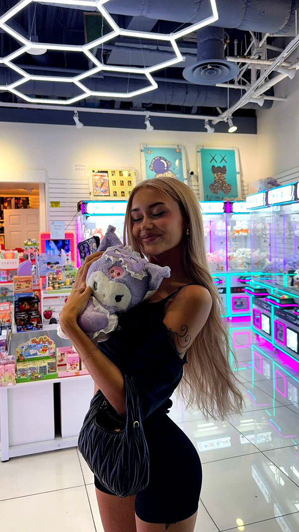 gwendolynceline image ~ Altpins