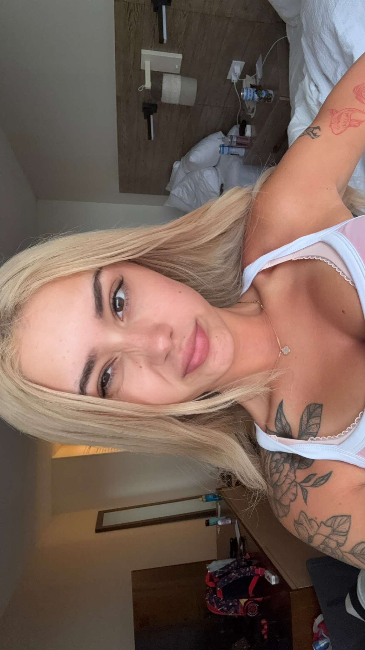 gwendolynceline snapchat image archive image