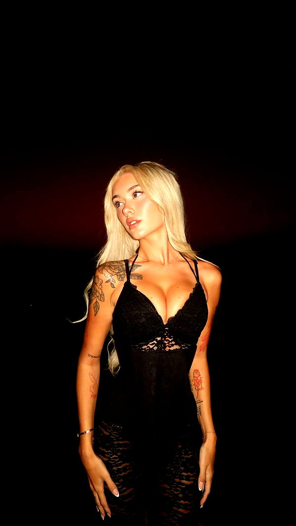 gwendolynceline image ~ Altpins