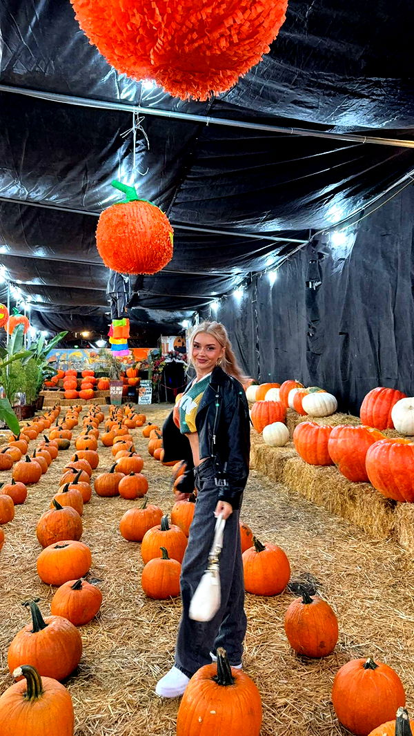 gwendolynceline image ~ Altpins